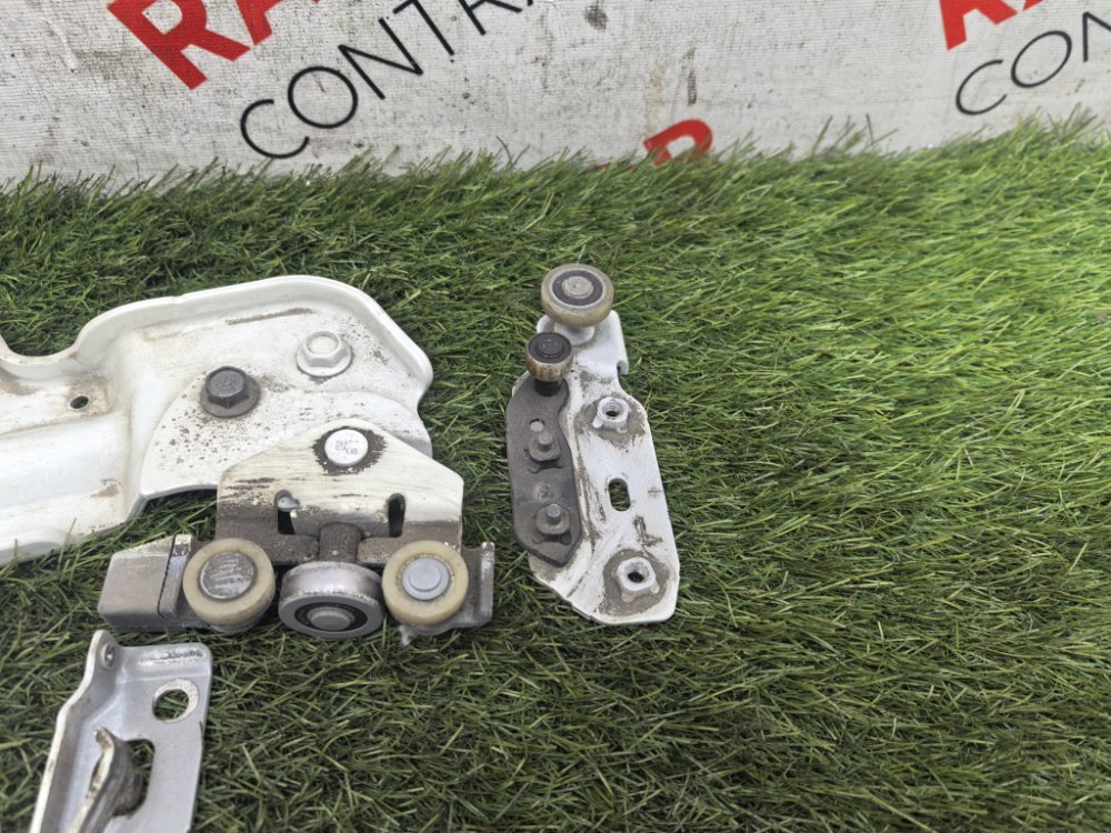 крепление двери, 4500 рублей, Красноярск