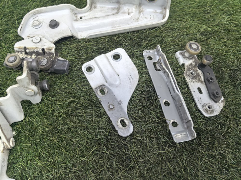 крепление двери, 4500 рублей, Красноярск