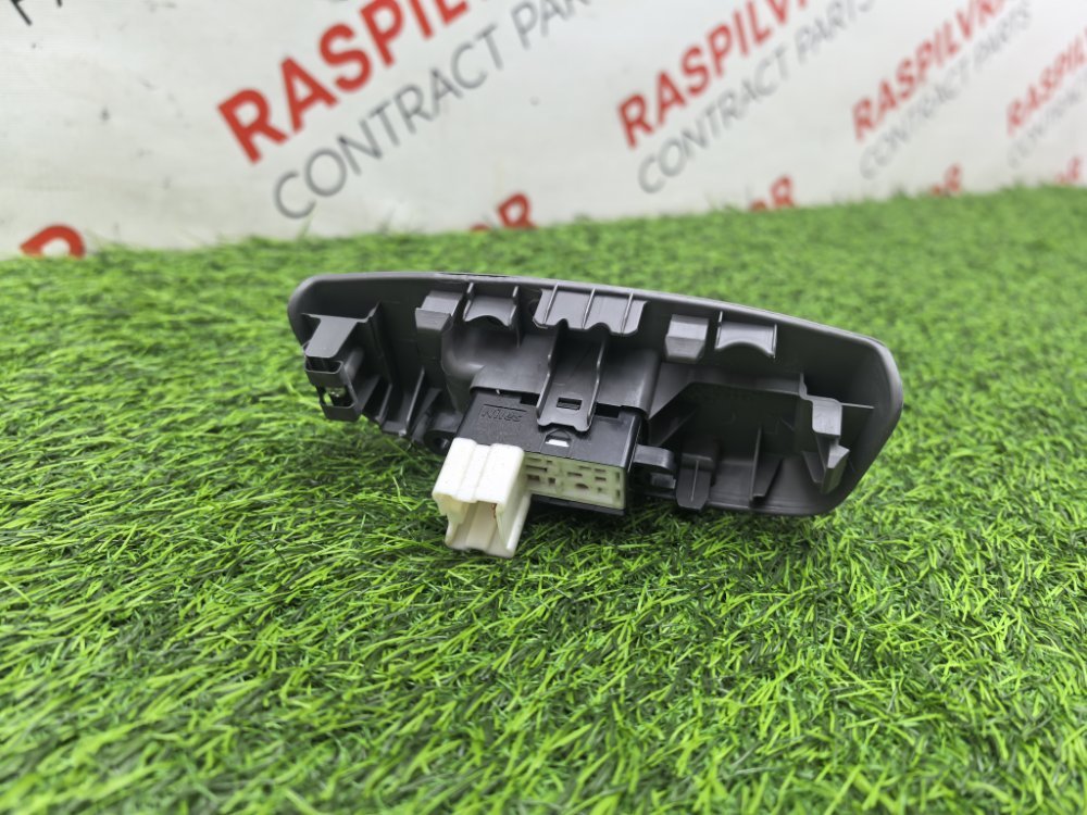 Блок управления стеклоподъемниками, 3500 рублей, Красноярск