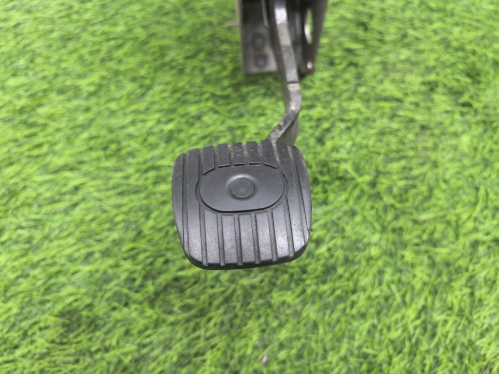 Педаль тормоза, 1500 рублей, Красноярск