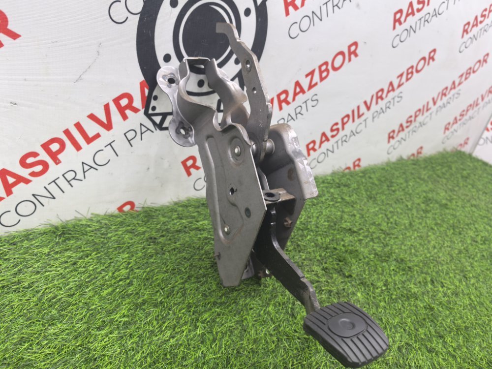 Педаль тормоза, 1500 рублей, Красноярск