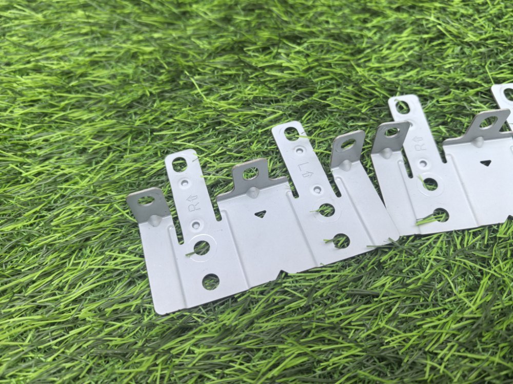 крепление магнитолы, 1000 рублей, Красноярск