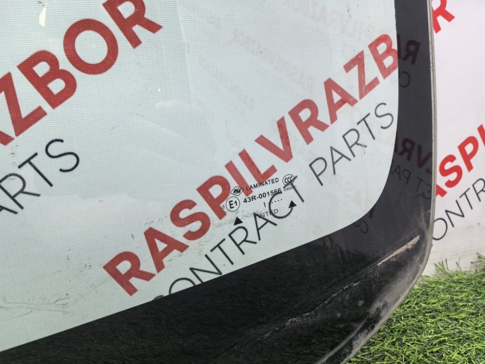 Стекло лобовое, 15000 рублей, Красноярск