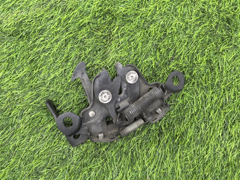 Замок капота, 1500 рублей, Красноярск