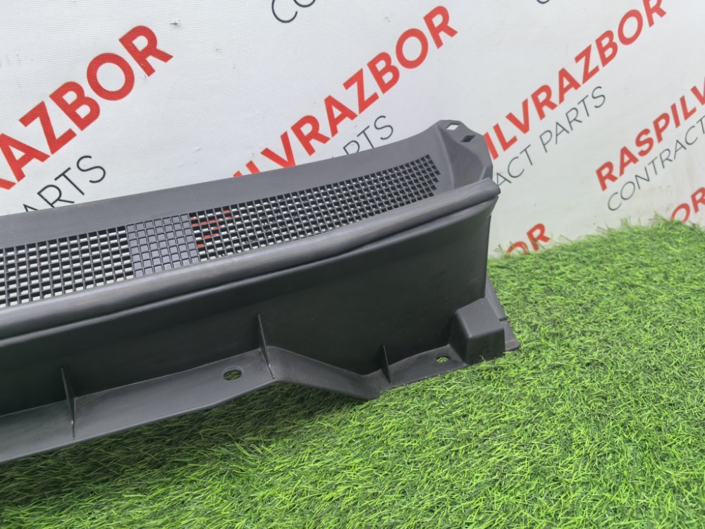 решетка, жабо под дворники, 1900 рублей, Красноярск