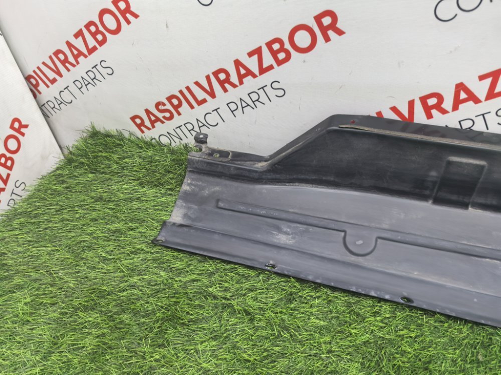 решетка, жабо под дворники, 7000 рублей, Красноярск