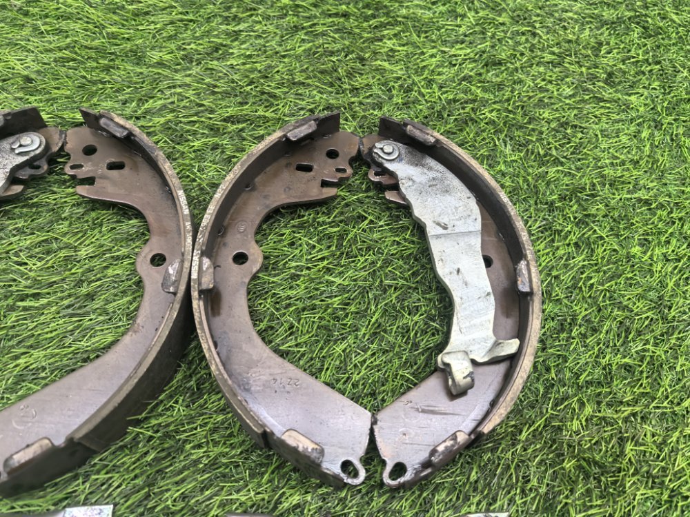 Колодки стояночного тормоза, 3000 рублей, Красноярск