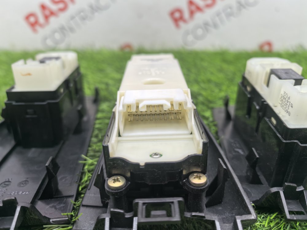 Блок управления стеклоподъемниками, 7000 рублей, Красноярск