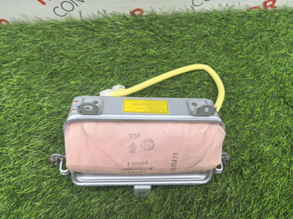 подушка безопасности панели приборов, 4000 рублей, Красноярск