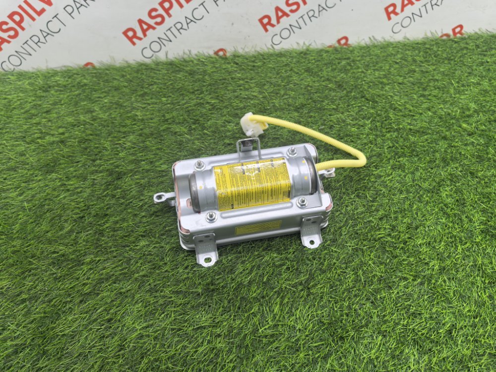 подушка безопасности панели приборов, 4000 рублей, Красноярск