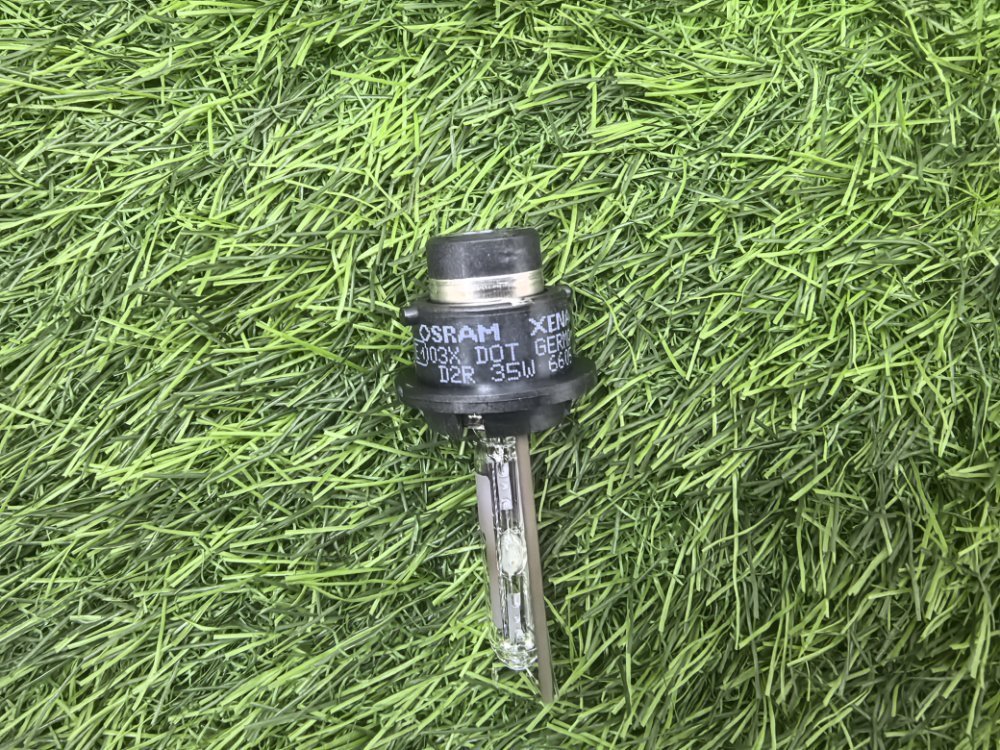 лампа ксеноновая, 2000 рублей, Красноярск