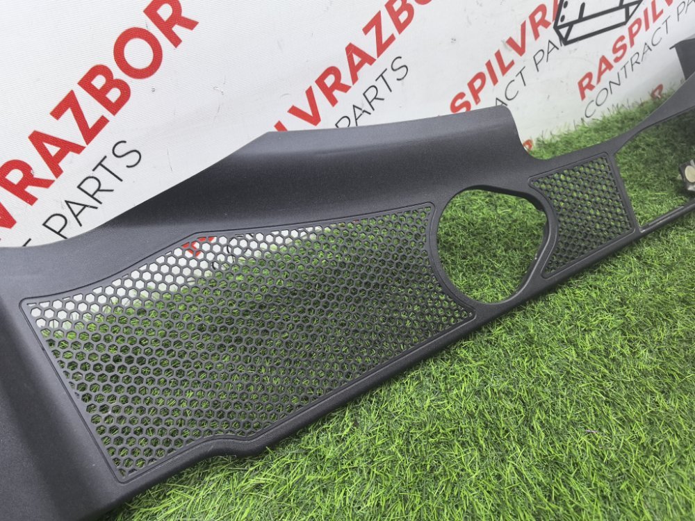 решетка, жабо под дворники, 600 рублей, Красноярск