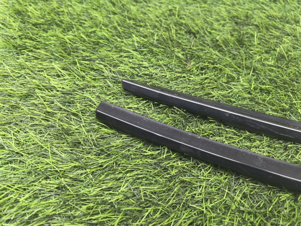 Молдинг стекла, 1800 рублей, Красноярск