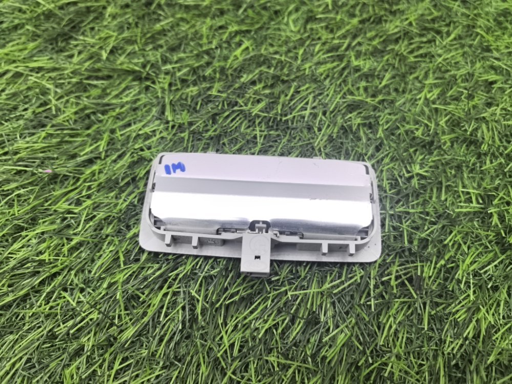 Плафон подсветки салона, 1000 рублей, Красноярск