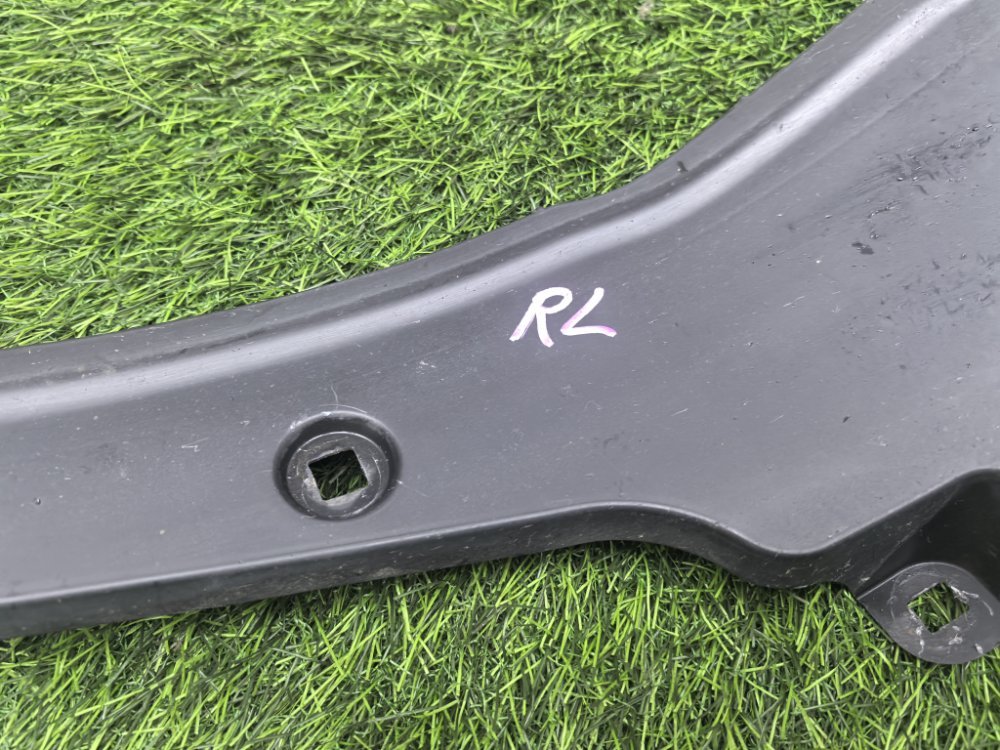 Подкрылок, 1500 рублей, Красноярск