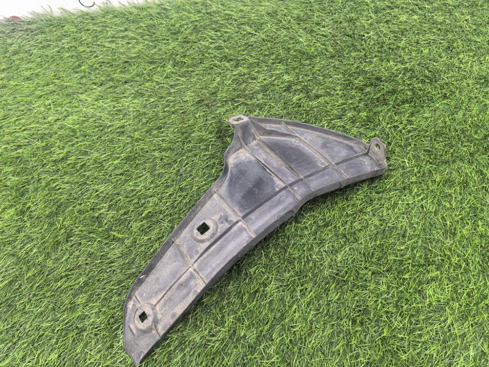 Подкрылок, 1500 рублей, Красноярск