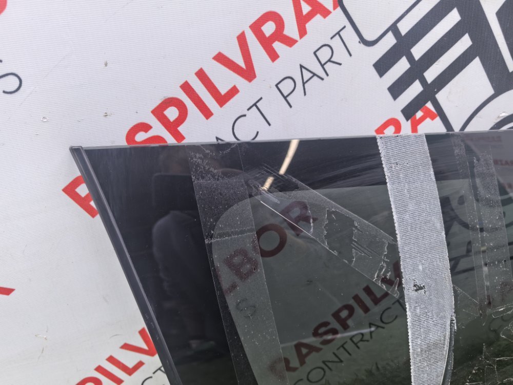 стекло боковое, 4000 рублей, Красноярск