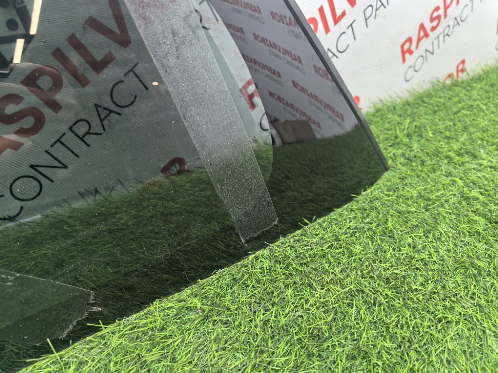 стекло боковое, 4000 рублей, Красноярск