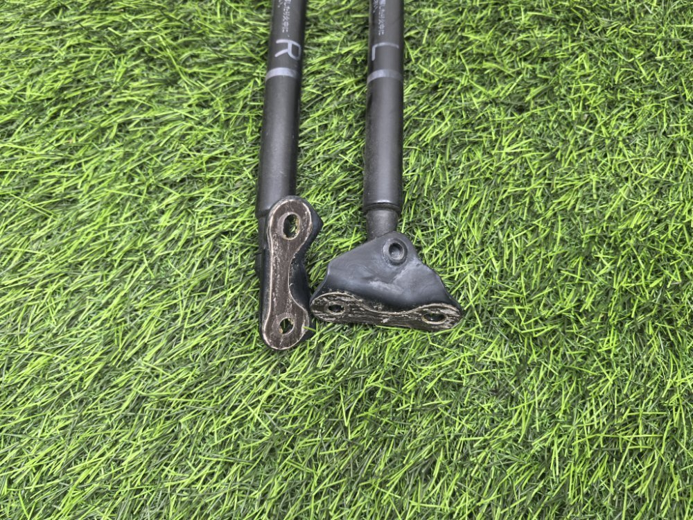 Амортизатор двери багажника, 2500 рублей, Красноярск