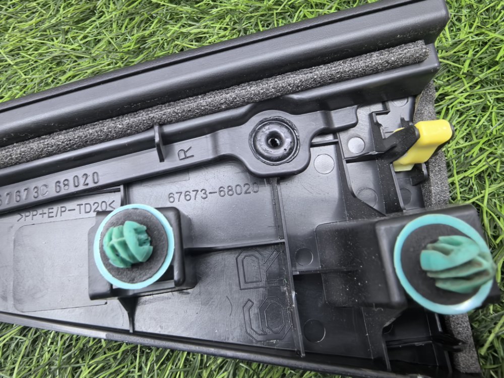 уголок двери, 1000 рублей, Красноярск