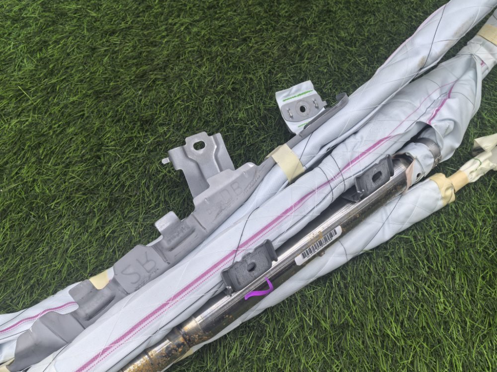 подушка безопасности боковая, потолочная, 2500 рублей, Красноярск