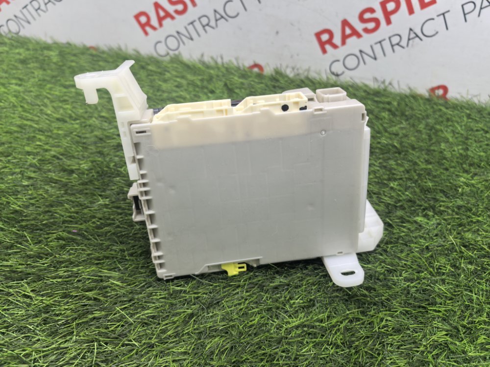 Блок предохранителей салонный, 2200 рублей, Красноярск