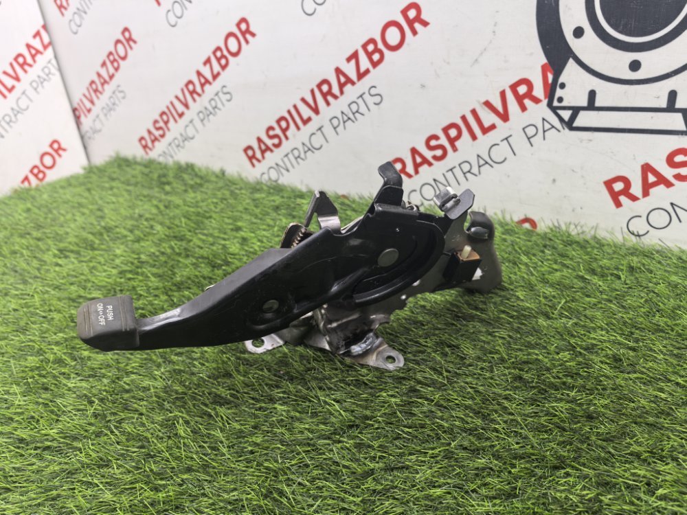 Педаль стояночного тормоза, 1000 рублей, Красноярск