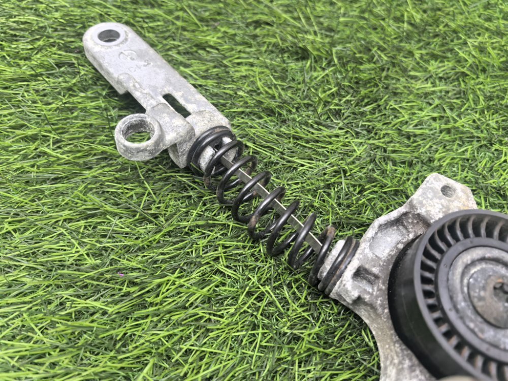 натяжной ролик, 2000 рублей, Красноярск