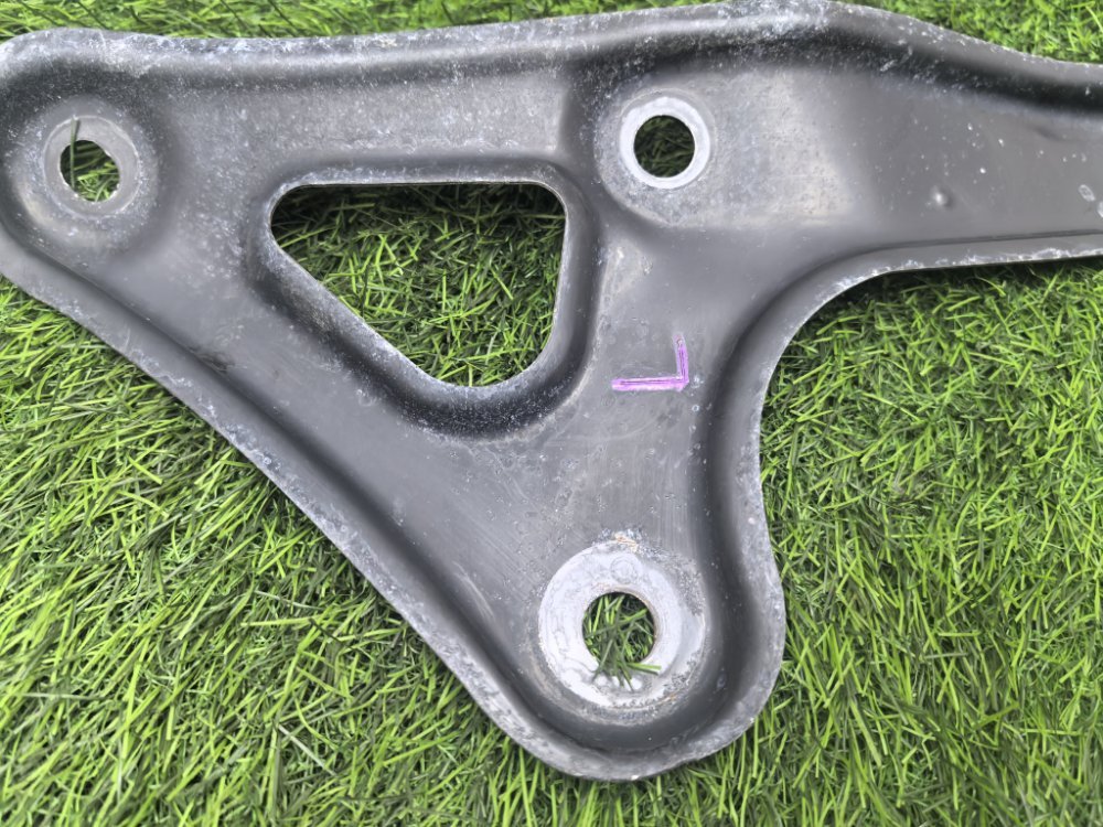 Крепление балки подвески, 1500 рублей, Красноярск