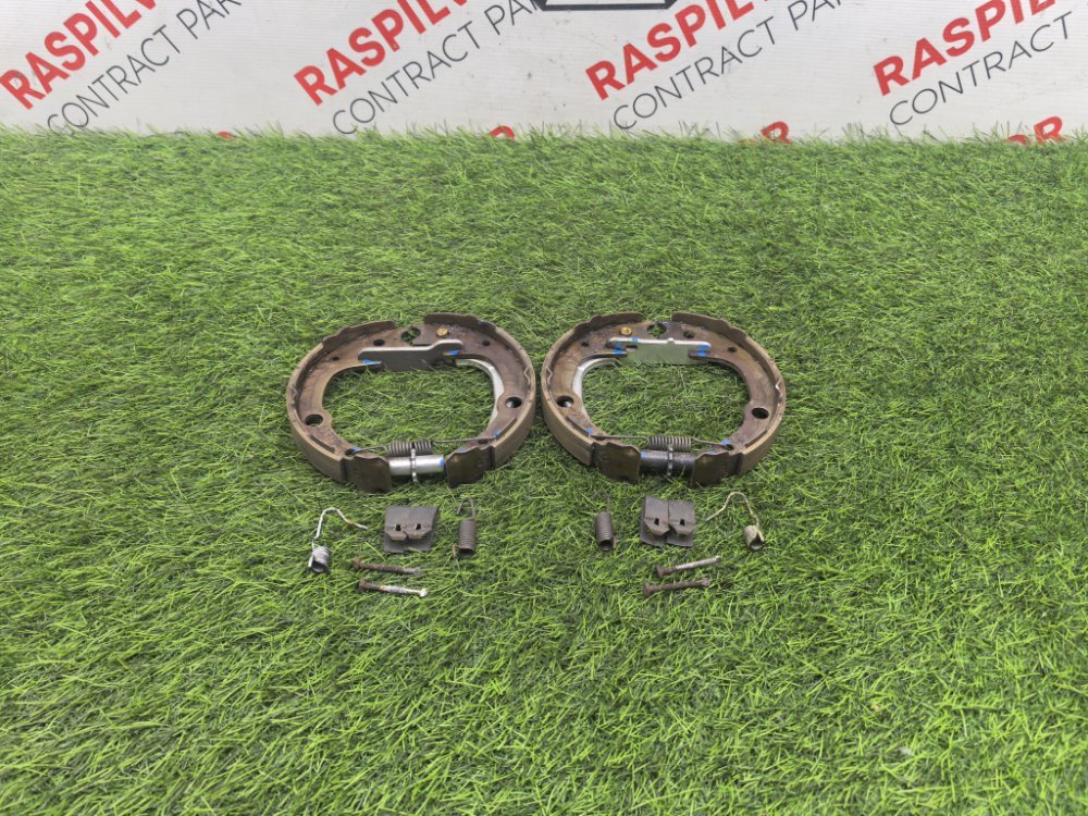 Колодки стояночного тормоза, 3000 рублей, Красноярск