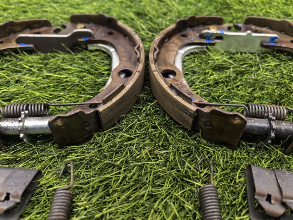 Колодки стояночного тормоза, 3000 рублей, Красноярск