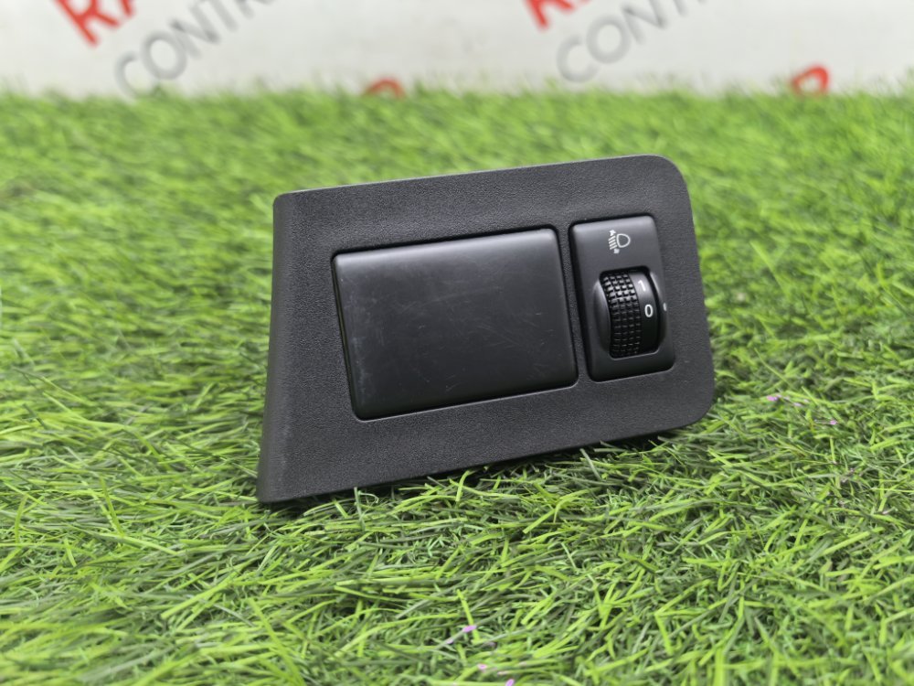 кнопка корректора фар, 1000 рублей, Красноярск