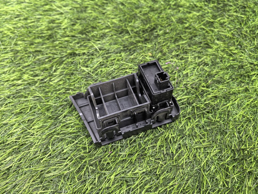 кнопка корректора фар, 1000 рублей, Красноярск