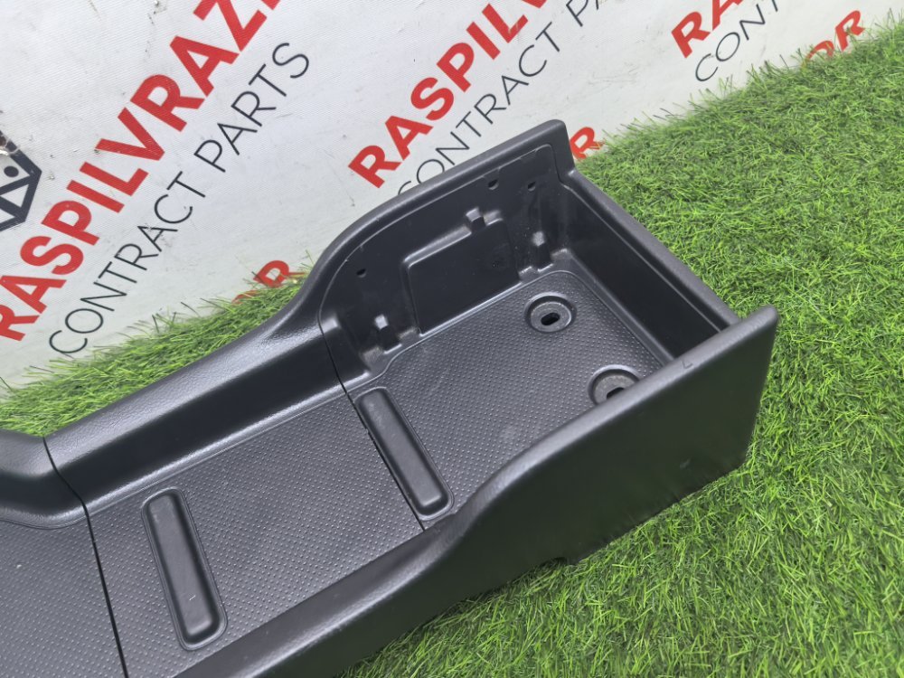 Консоль центральная, 2000 рублей, Красноярск