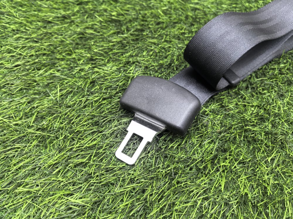 ремень безопасности центральный, 2000 рублей, Красноярск