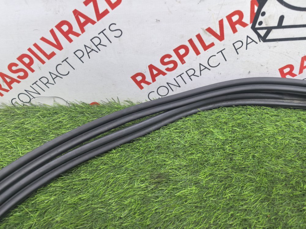 уплотнитель двери багажника, 4000 рублей, Красноярск