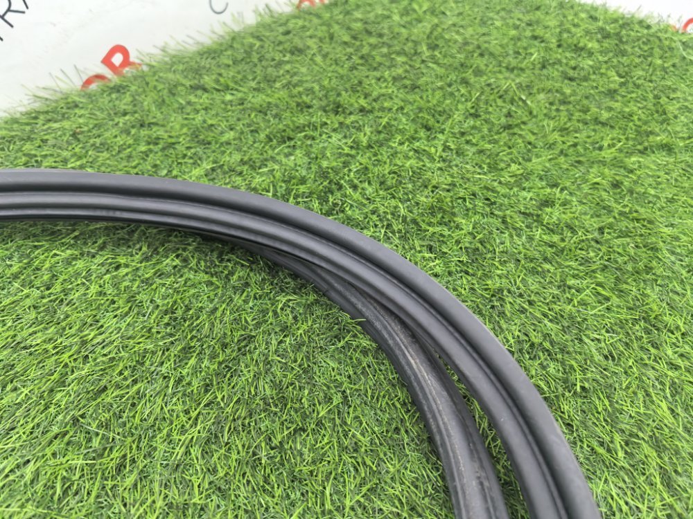 уплотнитель двери багажника, 4000 рублей, Красноярск