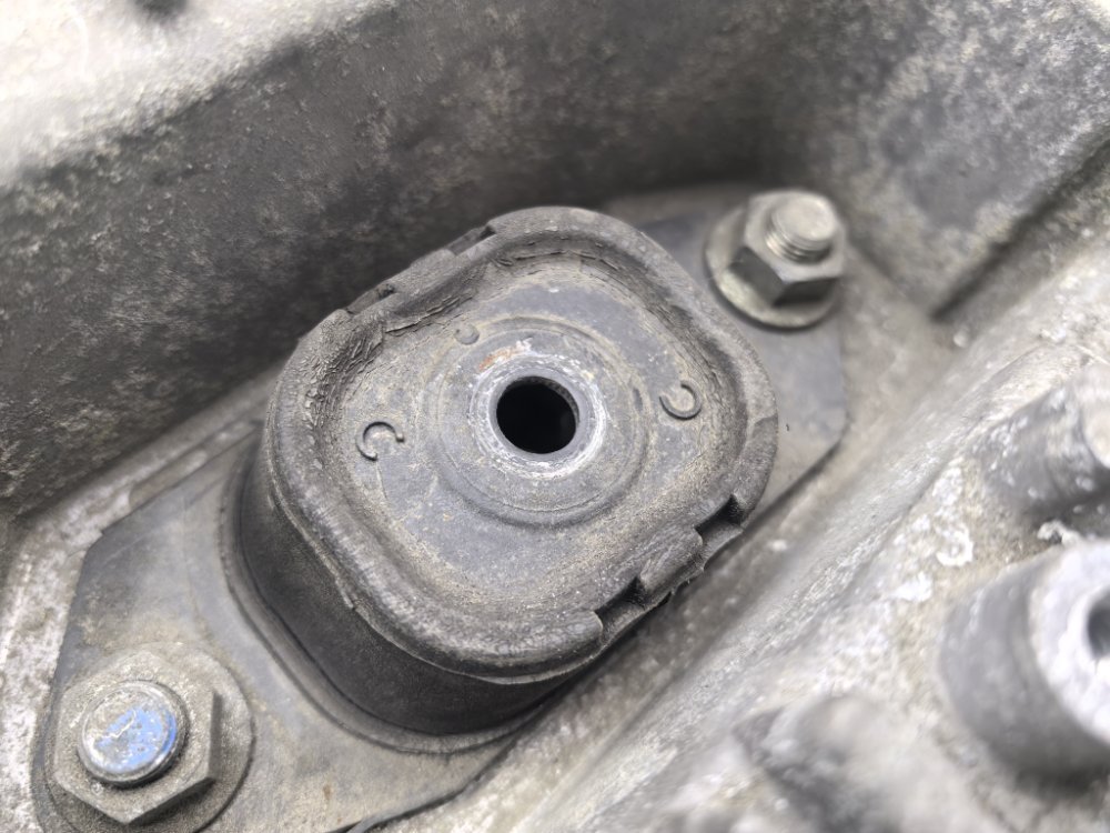 Подушка двигателя, 1500 рублей, Красноярск