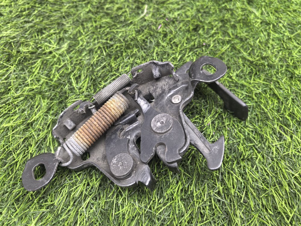 Замок капота, 1000 рублей, Красноярск