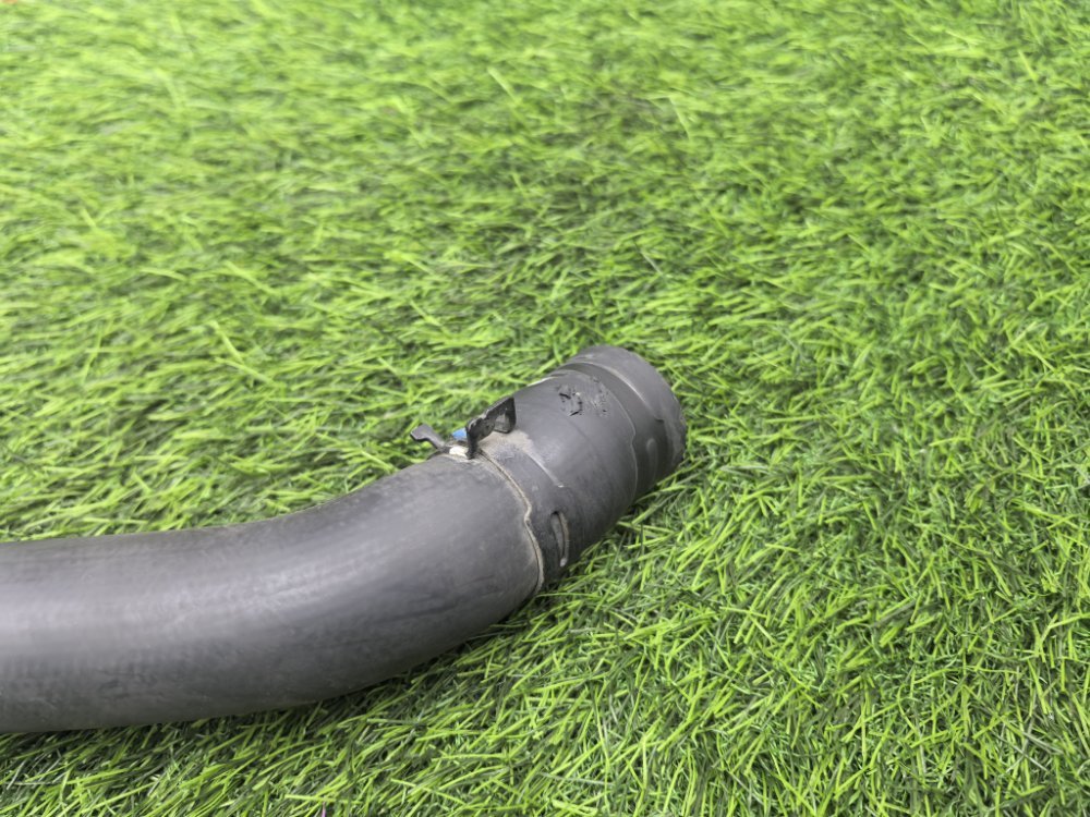 Патрубок радиатора, 1000 рублей, Красноярск