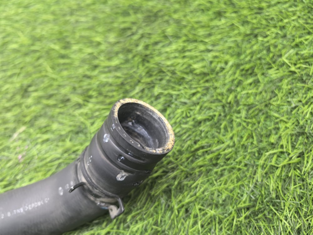 Патрубок радиатора, 1000 рублей, Красноярск