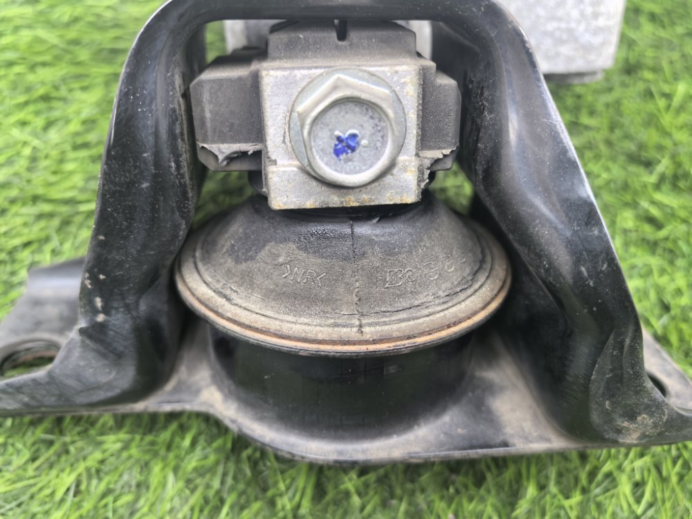 Подушка двигателя, 1900 рублей, Красноярск