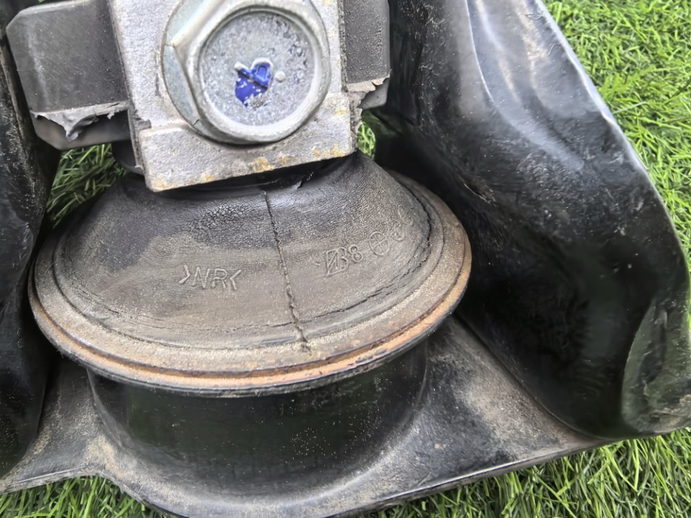 Подушка двигателя, 1900 рублей, Красноярск