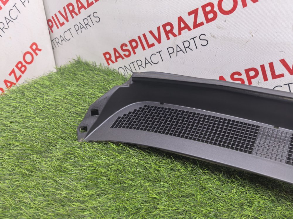 решетка, жабо под дворники, 1800 рублей, Красноярск