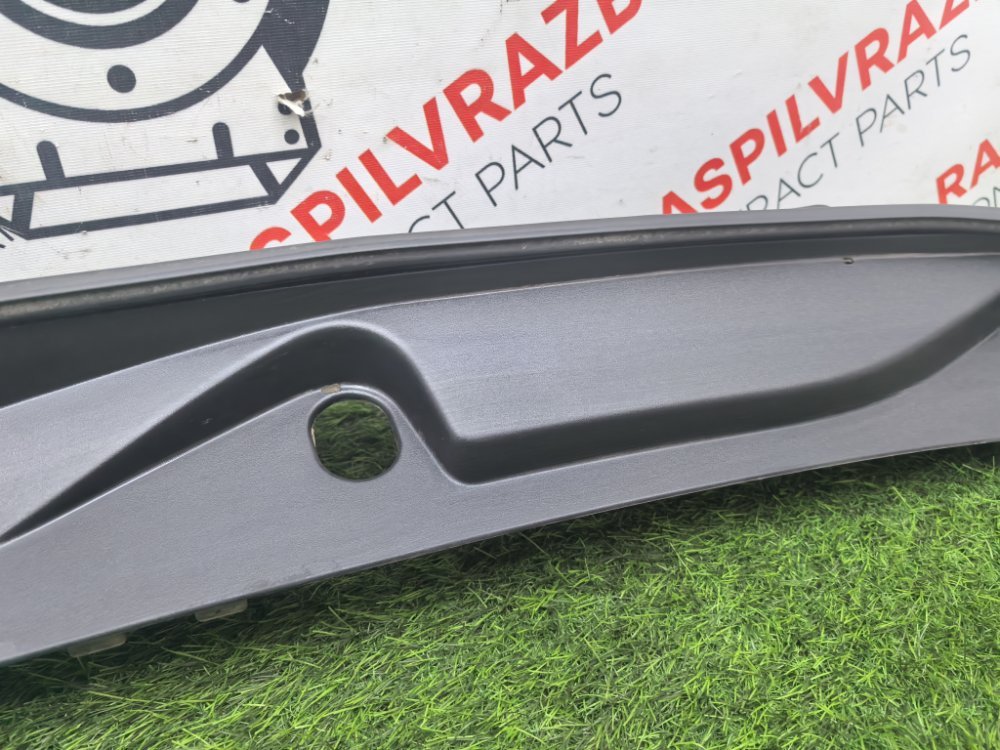 решетка, жабо под дворники, 1800 рублей, Красноярск