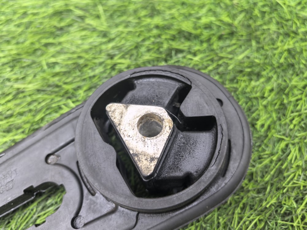 Подушка двигателя, 2000 рублей, Красноярск