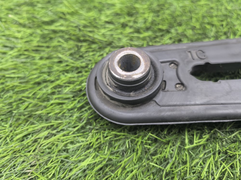 Подушка двигателя, 2000 рублей, Красноярск