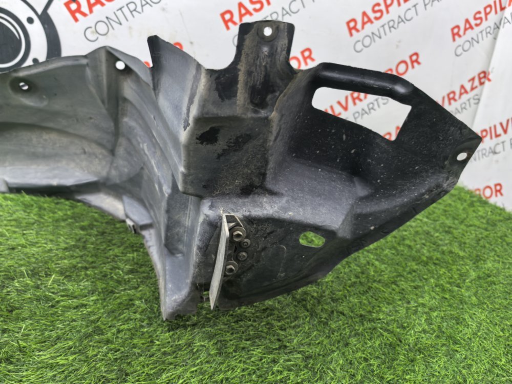 Подкрылок, 3000 рублей, Красноярск