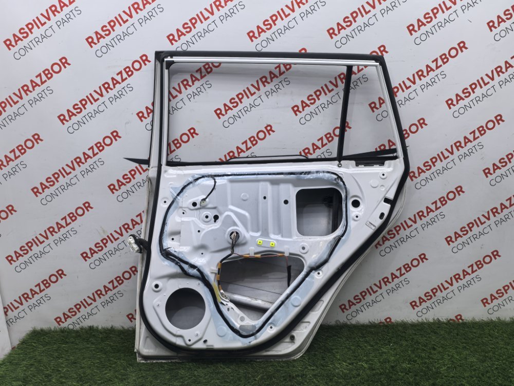 Дверь боковая, 18000 рублей, Красноярск