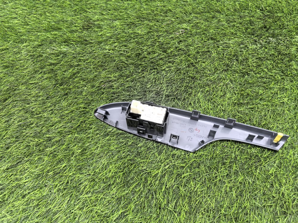 Блок управления стеклоподъемниками, 1500 рублей, Красноярск